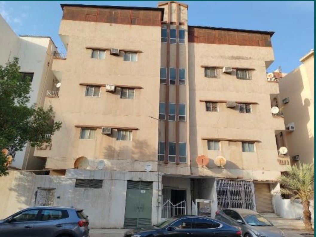للبيع عمارة تجارية سكنية - حي العريض