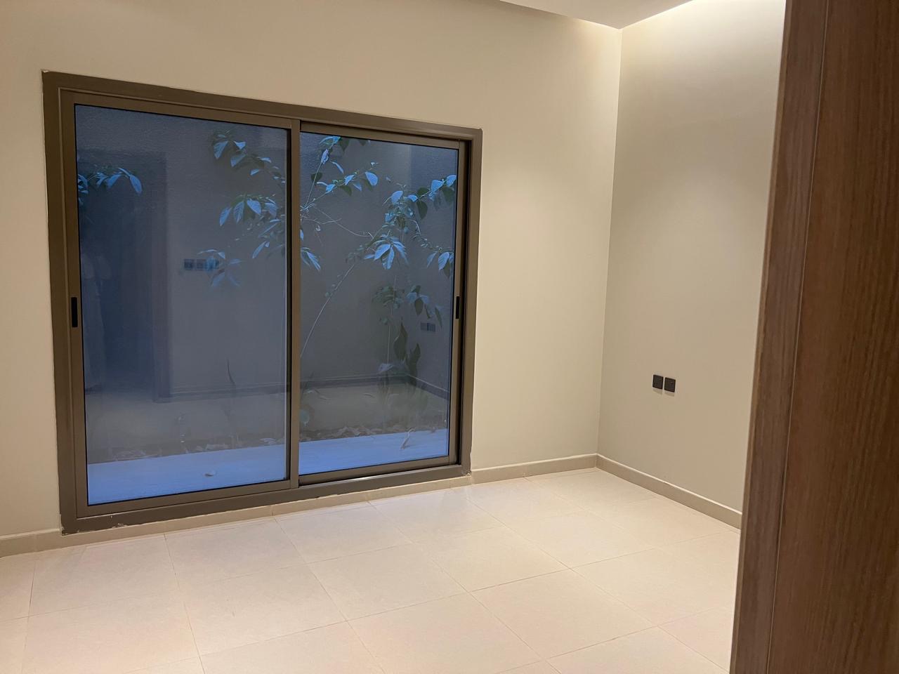 🏡 فيلا دور أرضي مستقل للتنازل – حي العارض – الرياض - صورة العقار 35