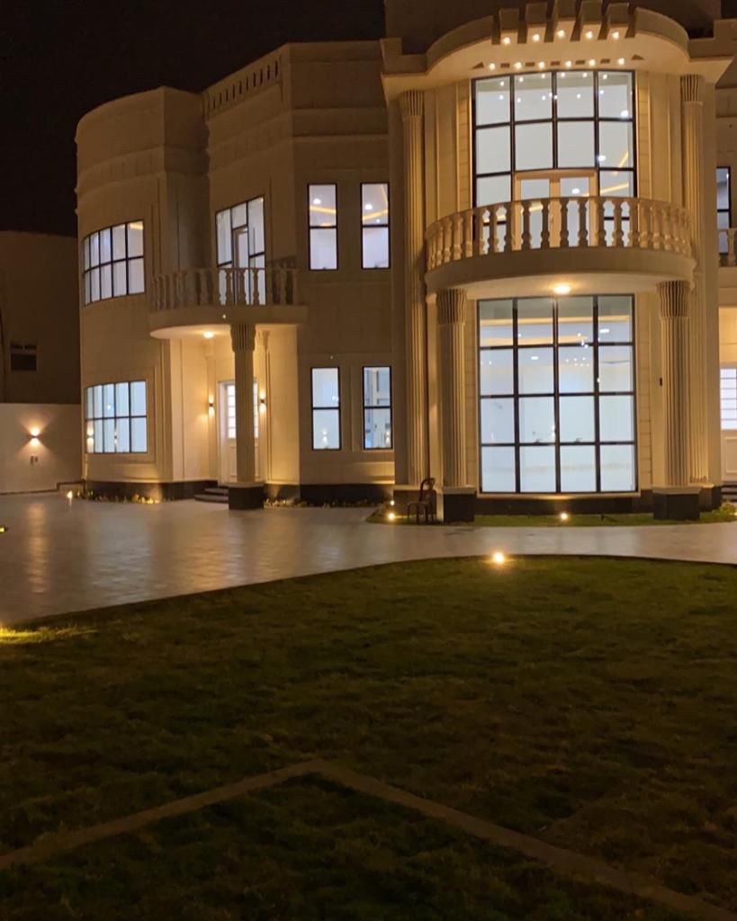 قصر فاخر للبيع في بريدة حي النهضة 
