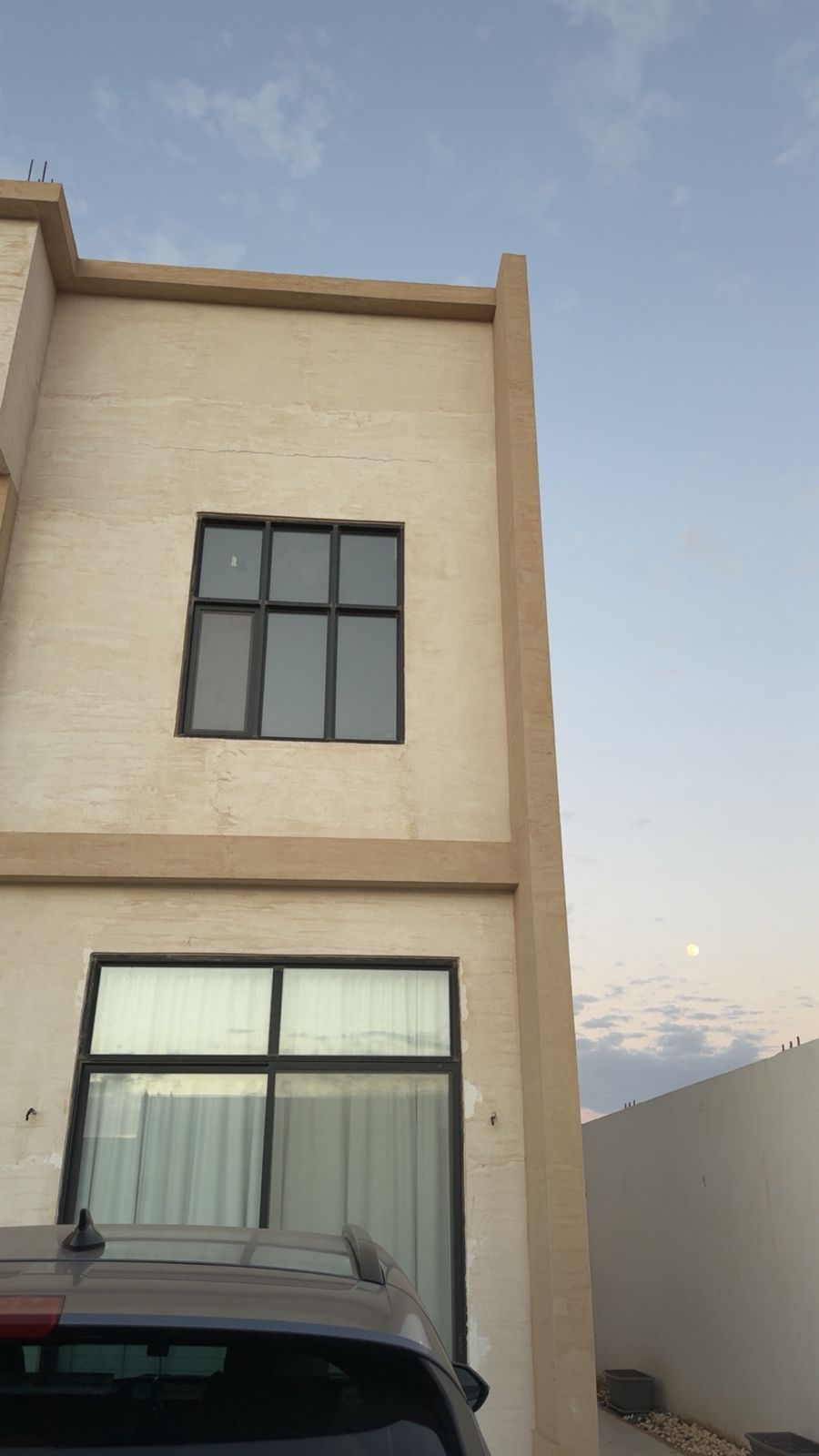 فيلا فاخرة للبيع في تبوك – حي الجامعة خلف الاستاذ الرياضي - صورة العقار 2