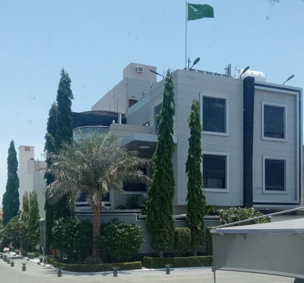 للبيع عقار فاخر واستثماري في حي أبحر الشمالية – جدة