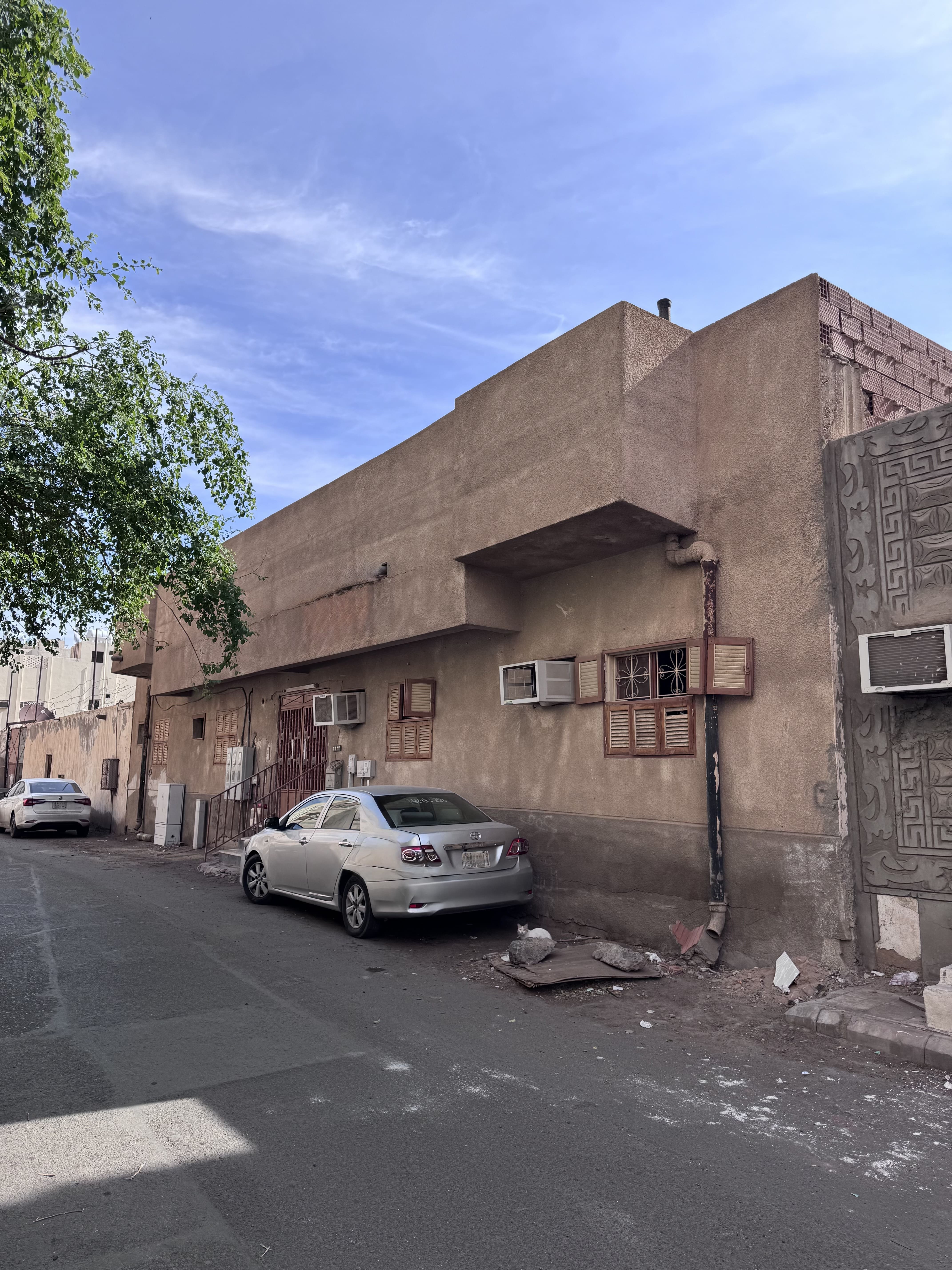 عمارة دور للبيع في حي الاسكان  - صورة العقار 3