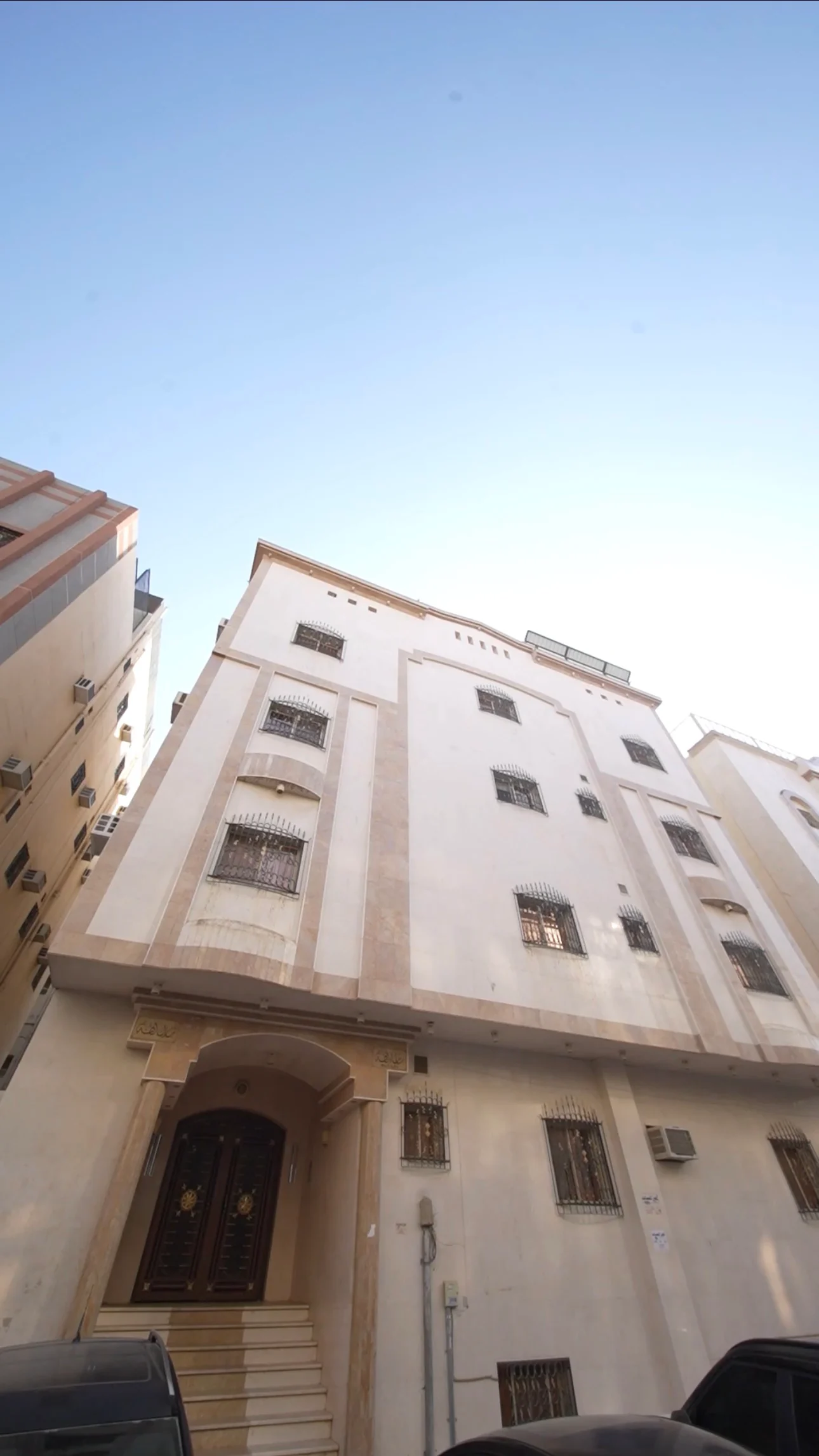 عمارة سكنية استثمارية للبيع في حي العريض – المدينة المنورة