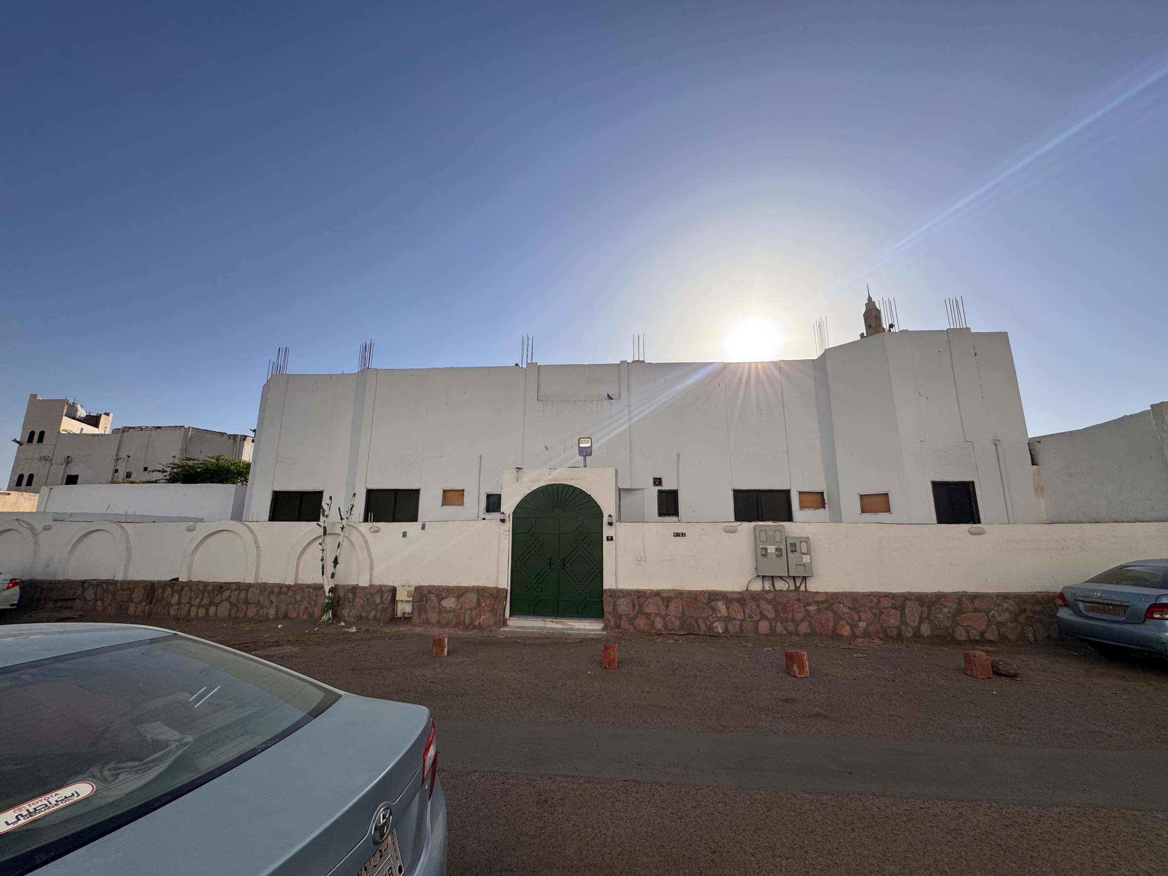 عمارة سكنية للبيع – حي سيد الشهداء – المدينة المنورة - صورة العقار 5