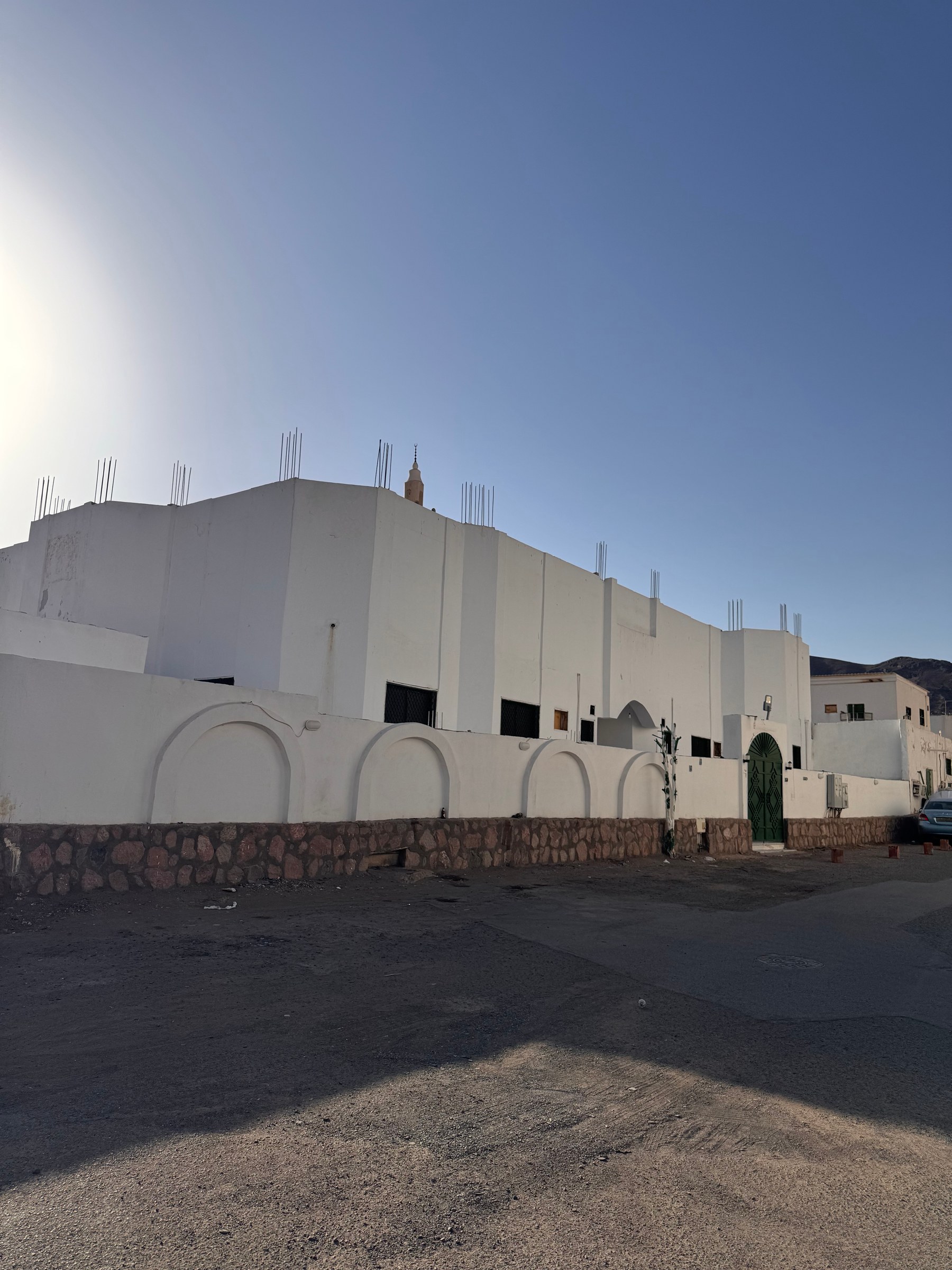 عمارة سكنية للبيع – حي سيد الشهداء – المدينة المنورة - صورة العقار 4