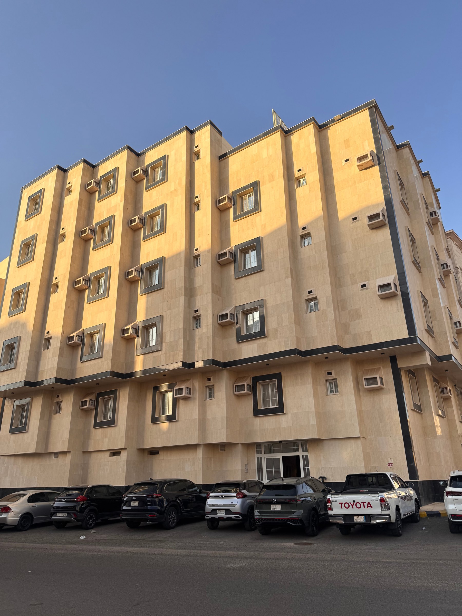 عمارة للبيع في حي الخالدية - مخطط درة السليمانية