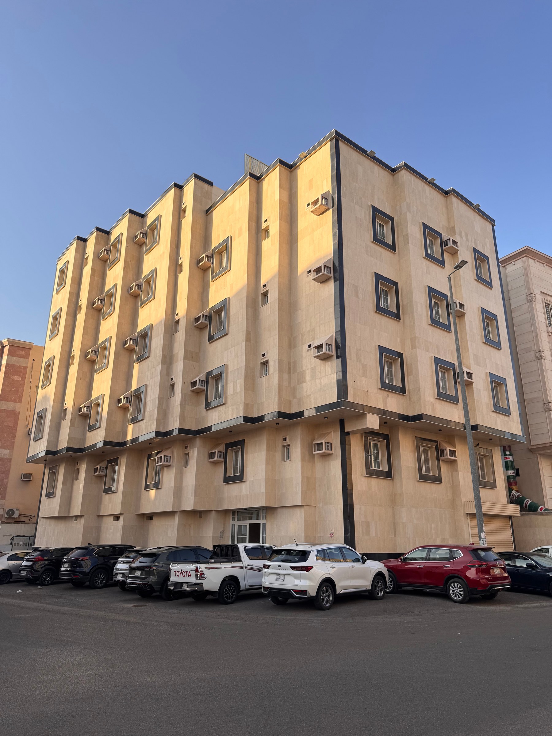 عمارة للبيع في حي الخالدية - مخطط درة السليمانية - صورة العقار 3