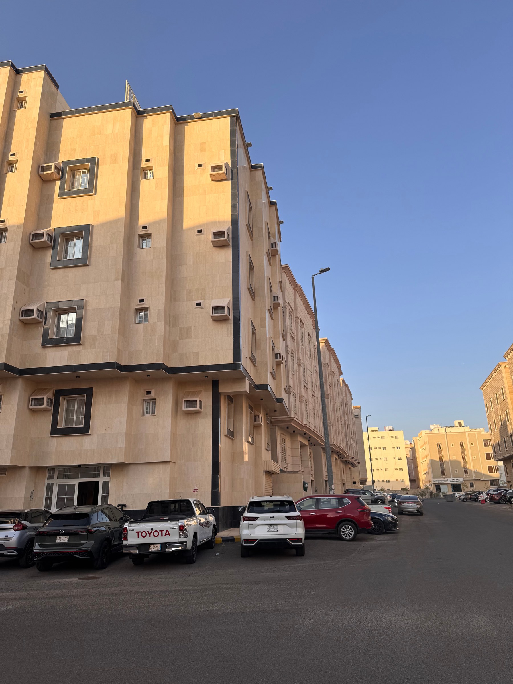 عمارة للبيع في حي الخالدية - مخطط درة السليمانية - صورة العقار 4